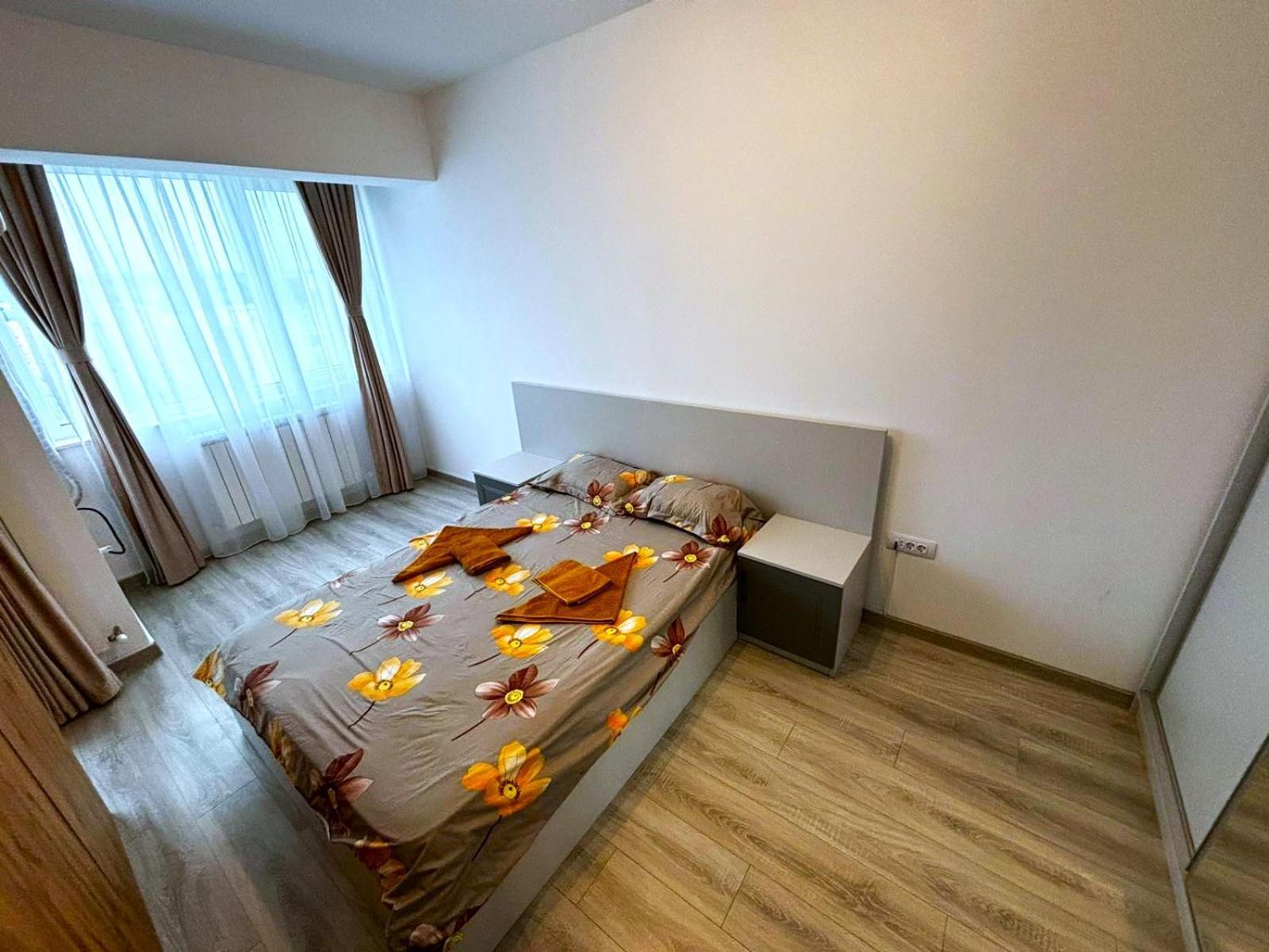 Sky View - Free Parking Leilighet Iasi Eksteriør bilde